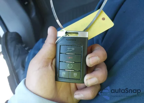 2013 Cadillac Xts Platinum from USA, damaged, VIN 2G61U5S34D9214159